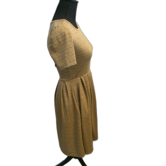 New NWT LuLaRoe Amelia Small S Dress Gold Yellow Brown Patterns - Picture 2 of 7
